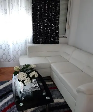 Marina Apartment *